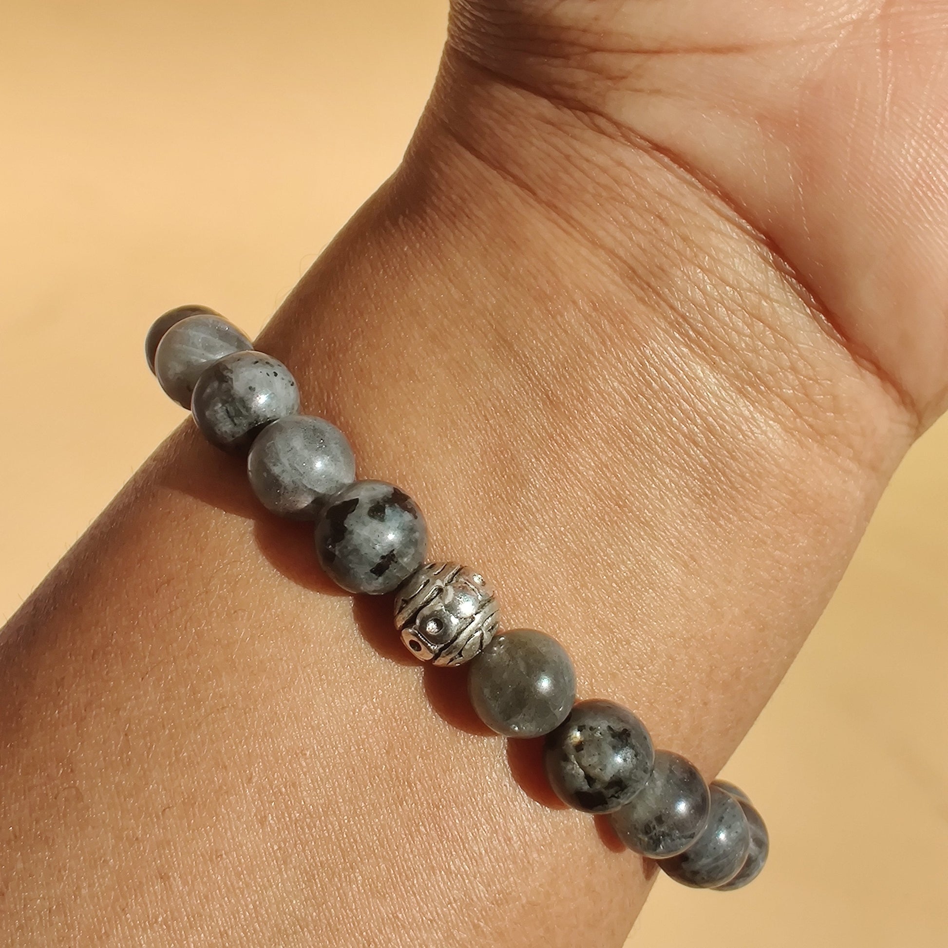 Labradorite (A) and larvikite stretch bracelet image 1