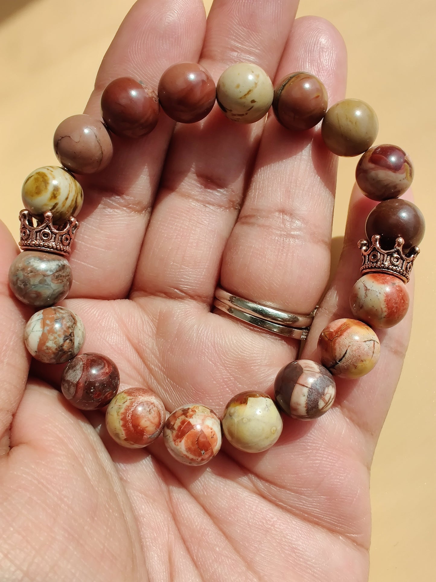 Bird's eye rhyolite and hickoryite stretch bracelet image 1