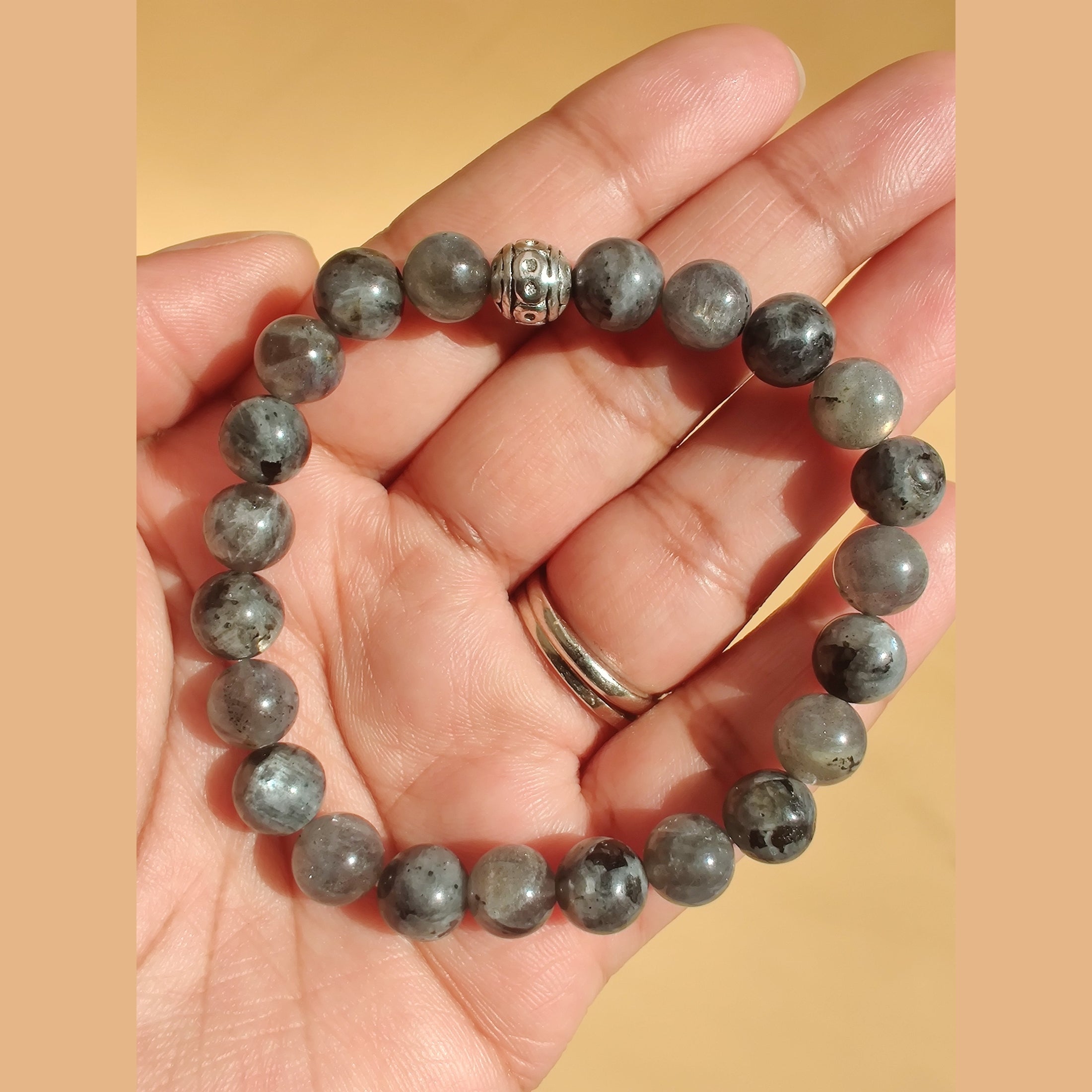 Labradorite (A) and larvikite stretch bracelet image 2