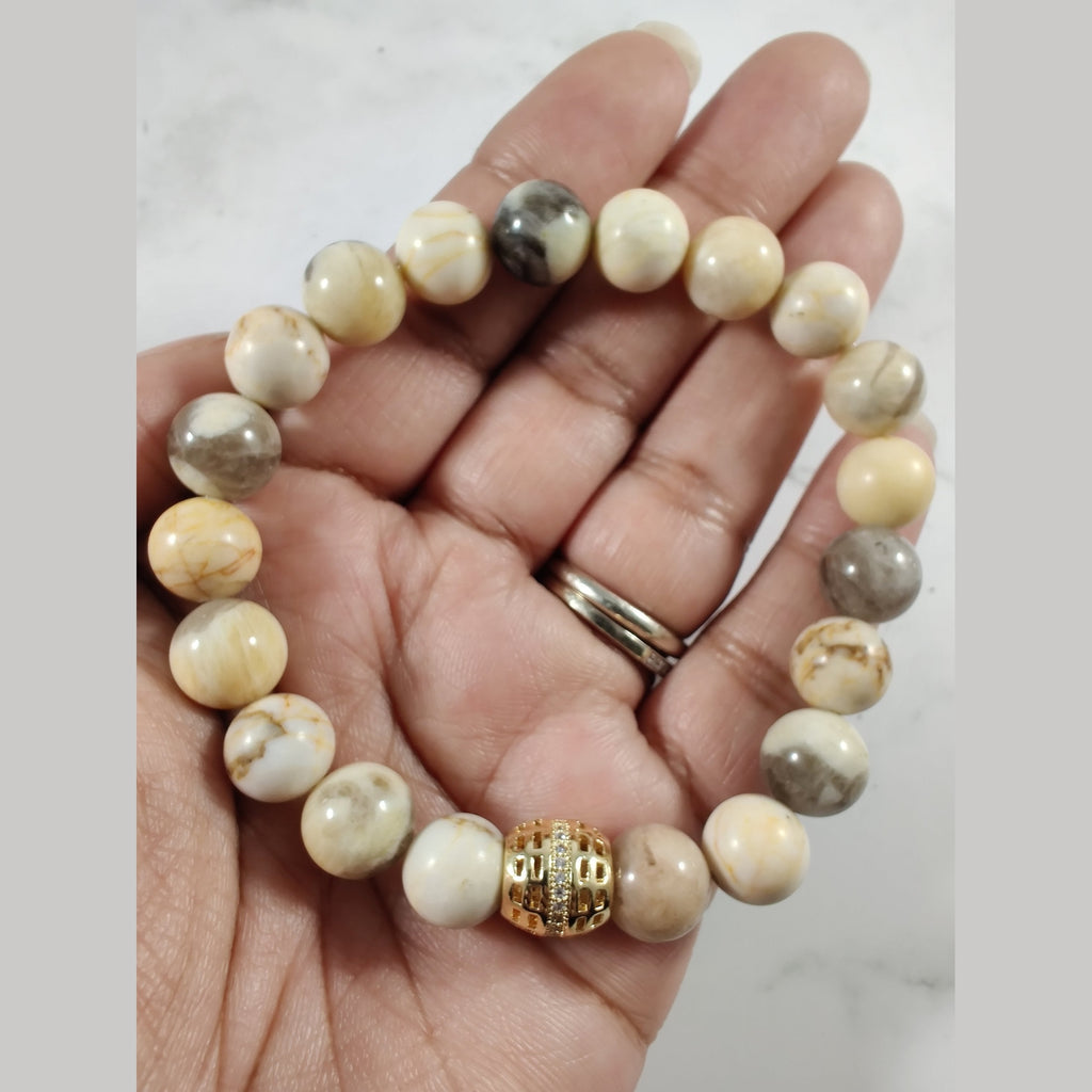10 mm feldspath and Hubei magnesite energy bracelet image 1