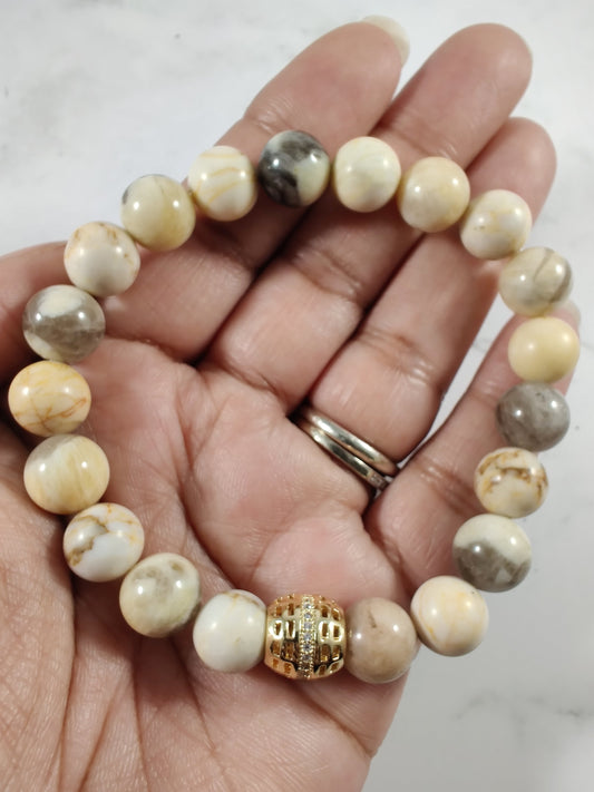 10 mm feldspath and Hubei magnesite energy bracelet image 1